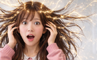 髪の静電気の原因と対策